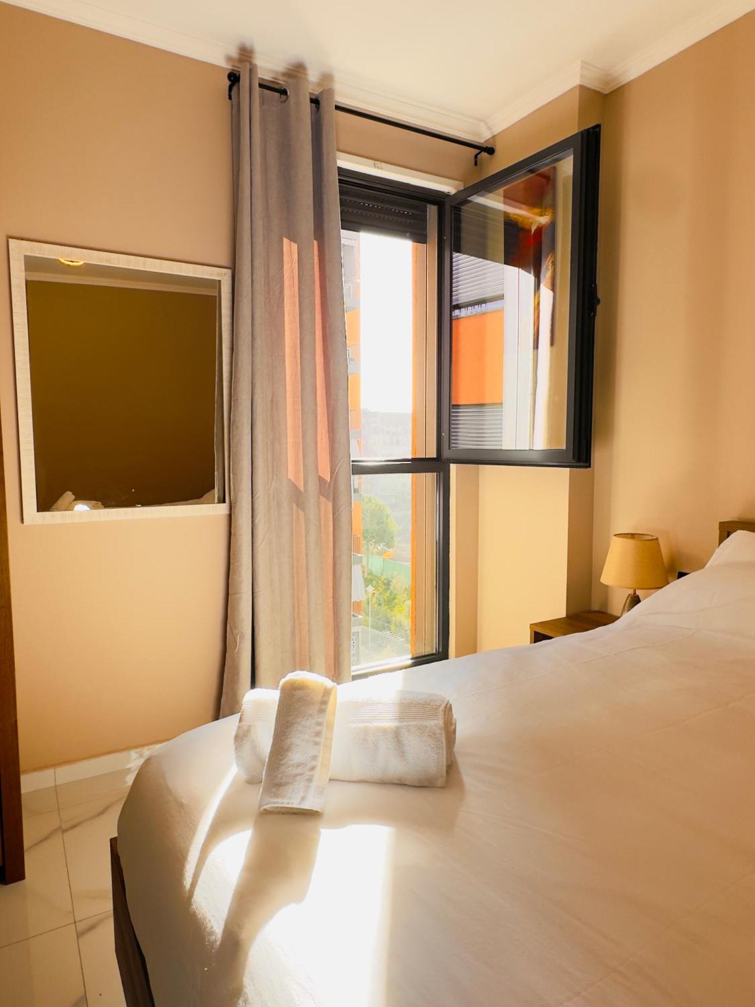 Tirana Apartment *